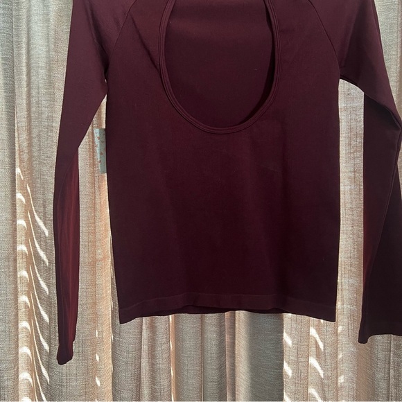 NWT Free People Wine Long Sleeve Open Back Mock Neck Top Size Medium/Large - Picture 11 of 12
